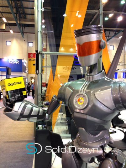 POLYESTER PİSTON ROBOT MASKOT